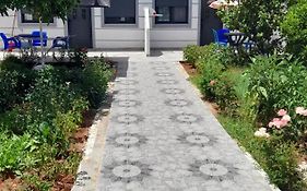 Vila F&M Ksamil